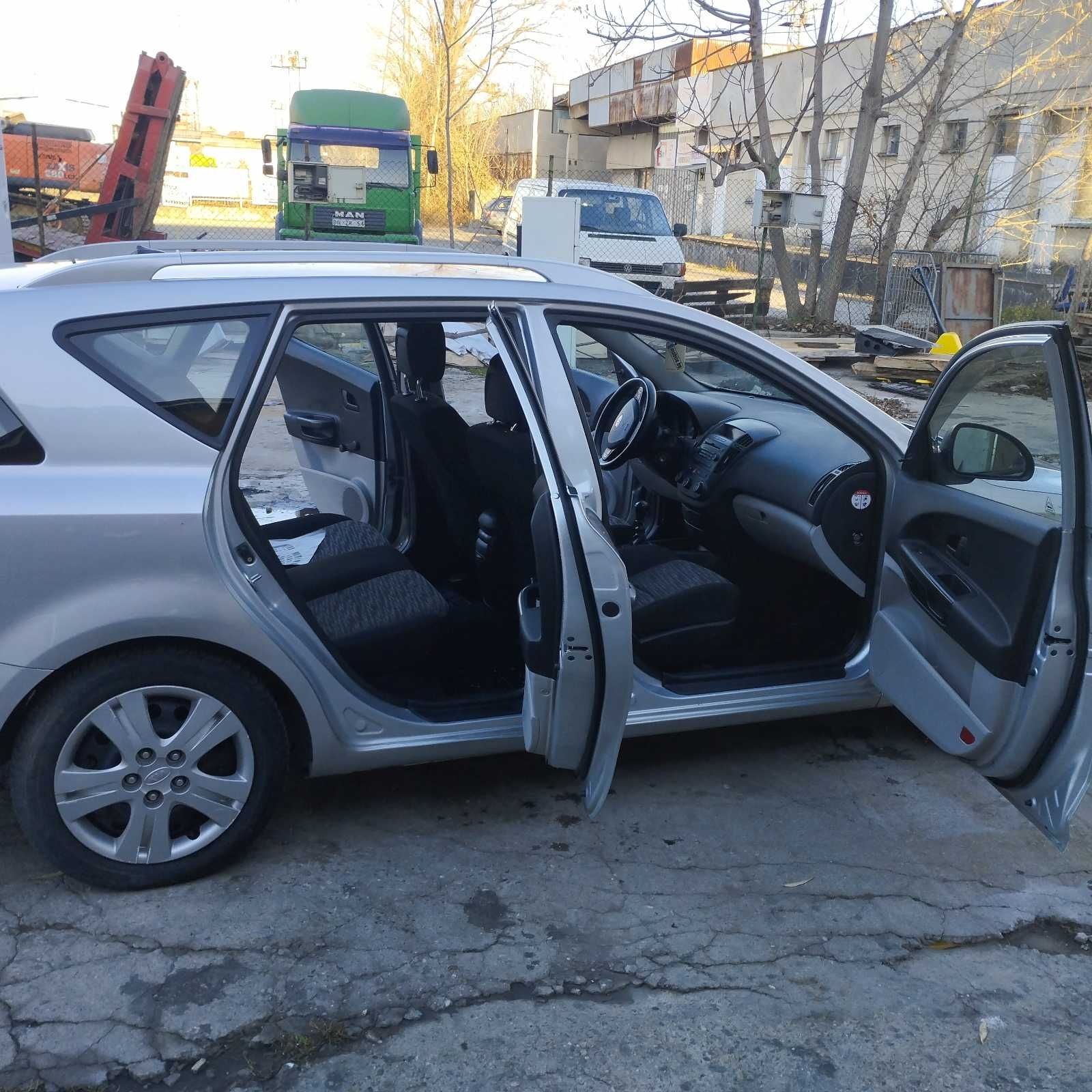 Kia  Ceed-2009г.