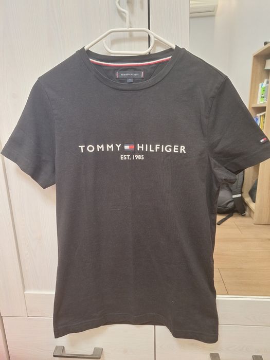 Tommy hilfiger оригинална тениска