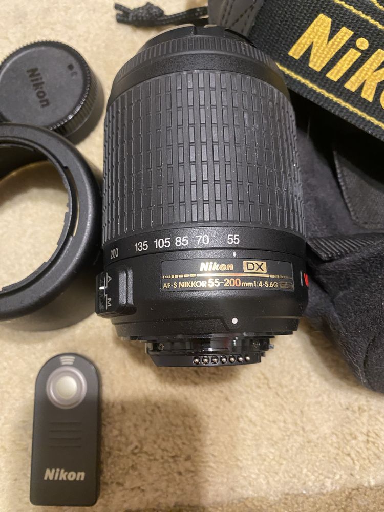 Nikon D40 и два обектива
