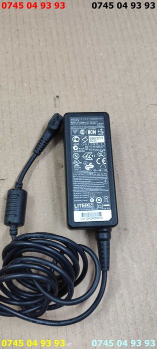 alimentator incarcator PA 1400-11 are 2 mufe subtiri 20v 2A