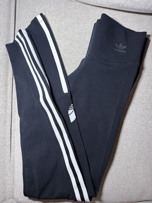 Чисто нов оригинален клин ADIDAS