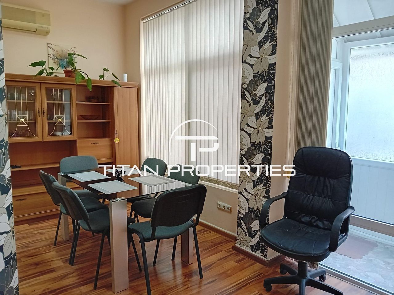 Дава се под наем Двустаен апартамент в Варна, Бриз - 45 кв.м за 450 € - Снимка #2