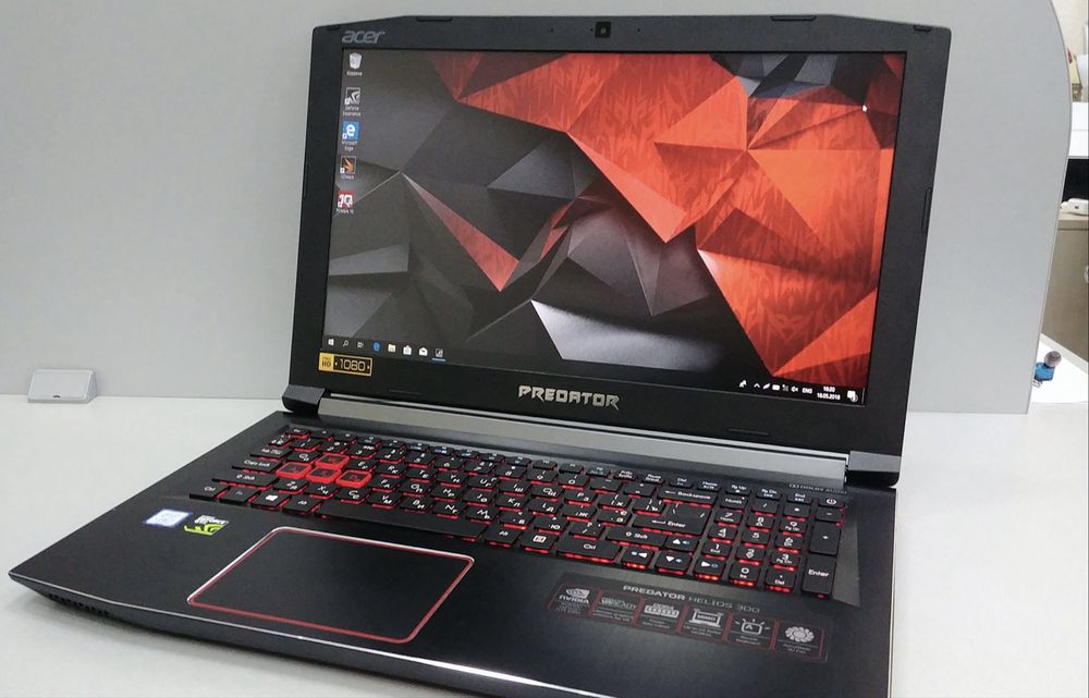 Игровой ноутбук Acer Predator i5-8300/GTX1050ti/озу 12гб/1tb