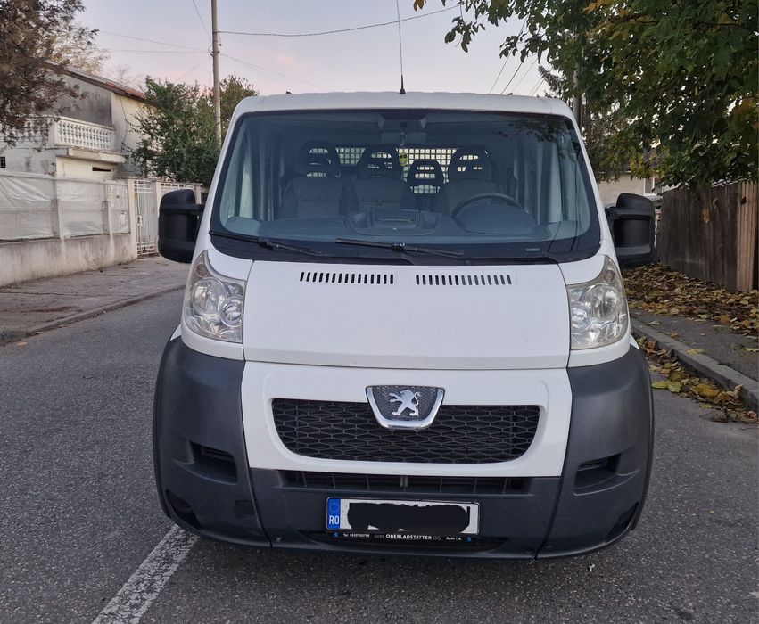 Peugeot boxer 2011 doca 7 locuri cu bena