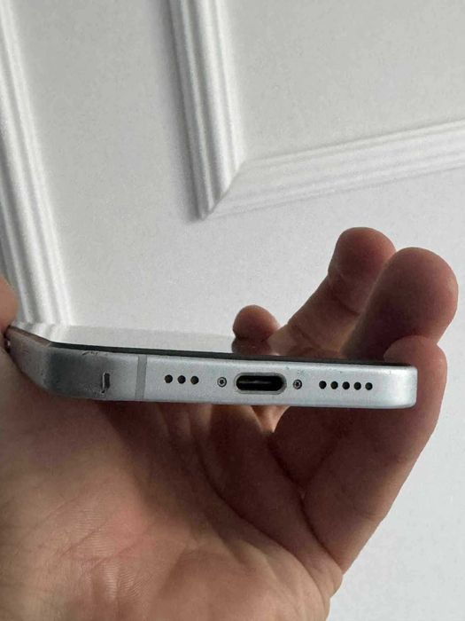 Iphone 15 - FARA PROBLEME fara piese schimbate