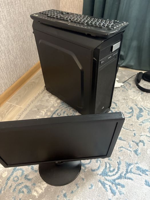 Продам рабочик компьютер