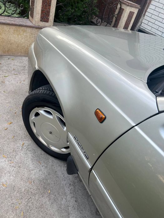 Нексия 2 сотилади.Металик ранг