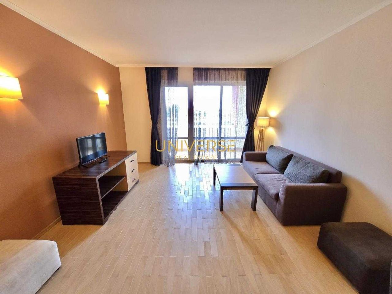 Продава се Двустаен апартамент в к.к. Слънчев бряг - 84 кв.м за 1012 €/кв.м - Снимка #1