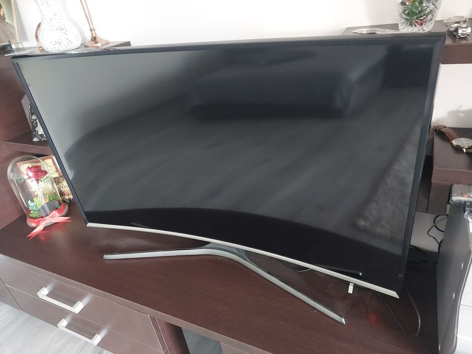 Vând televizor samsung curbat