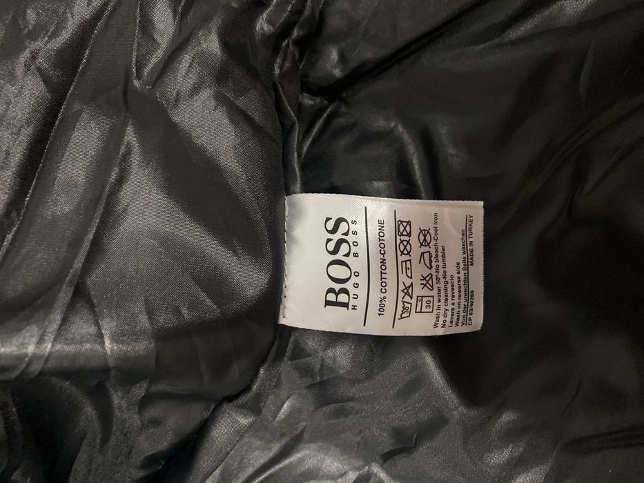 Geaca hugo boss.