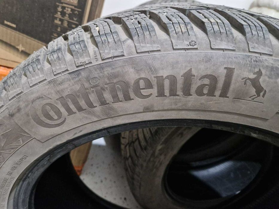 Зимняя шипованная резина Continental Ice Contact 235/55 R20 105T