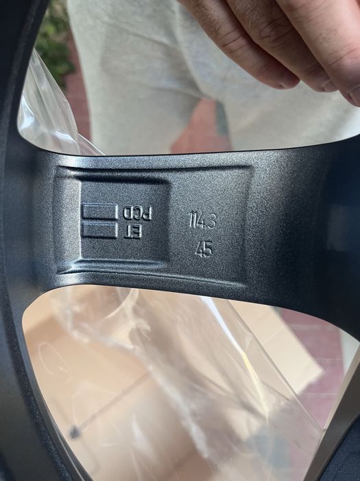 Janta Dezent TY Graphite Mat R17