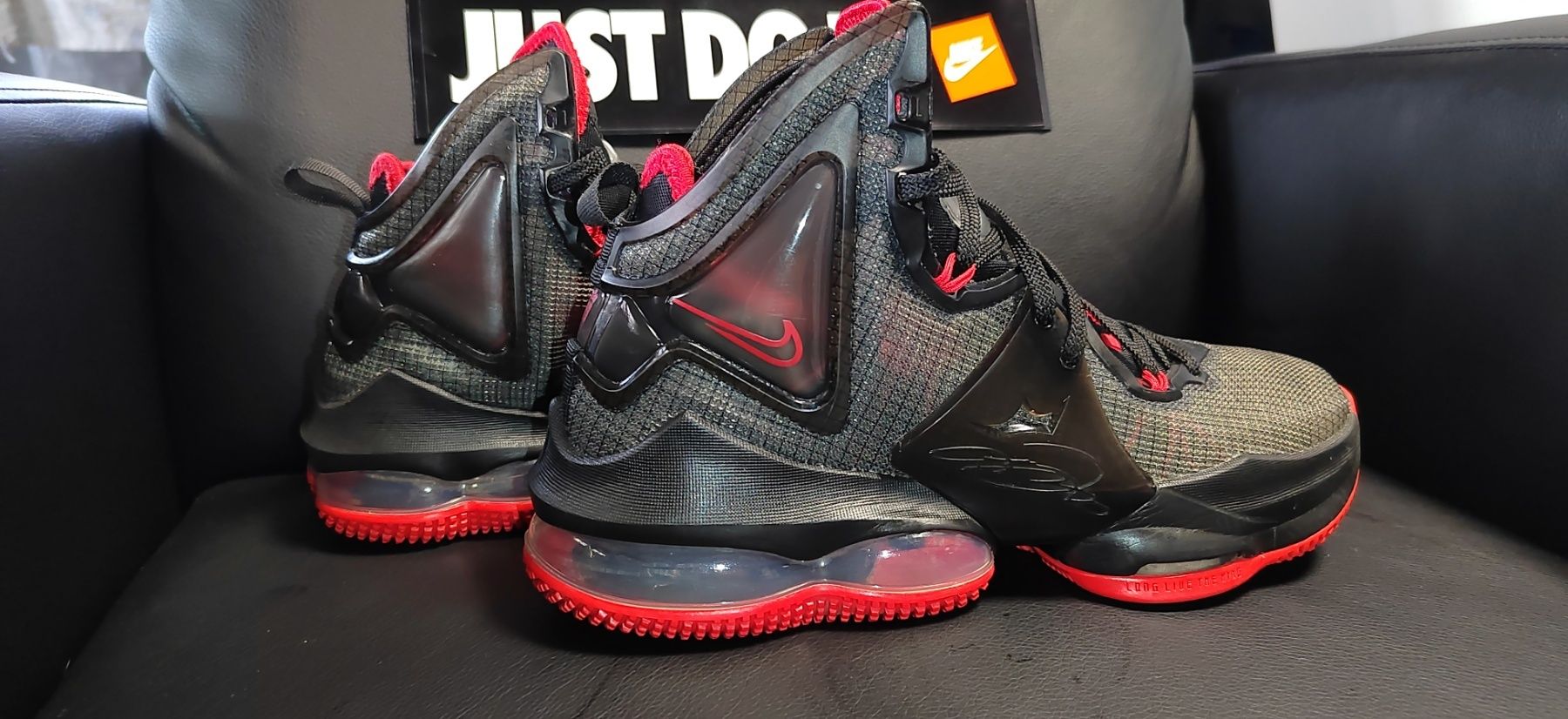 Nike Lebron XIX, номер 39
