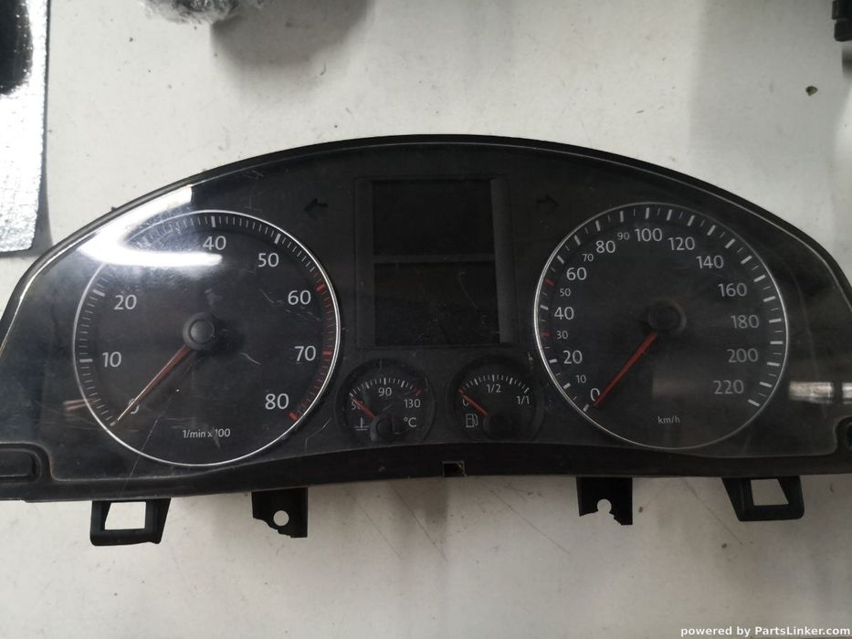 Ceasuri bord VOLKSWAGEN GOLF V (1K1) [ 2003 - 2009 ] OEM 1k0920850p