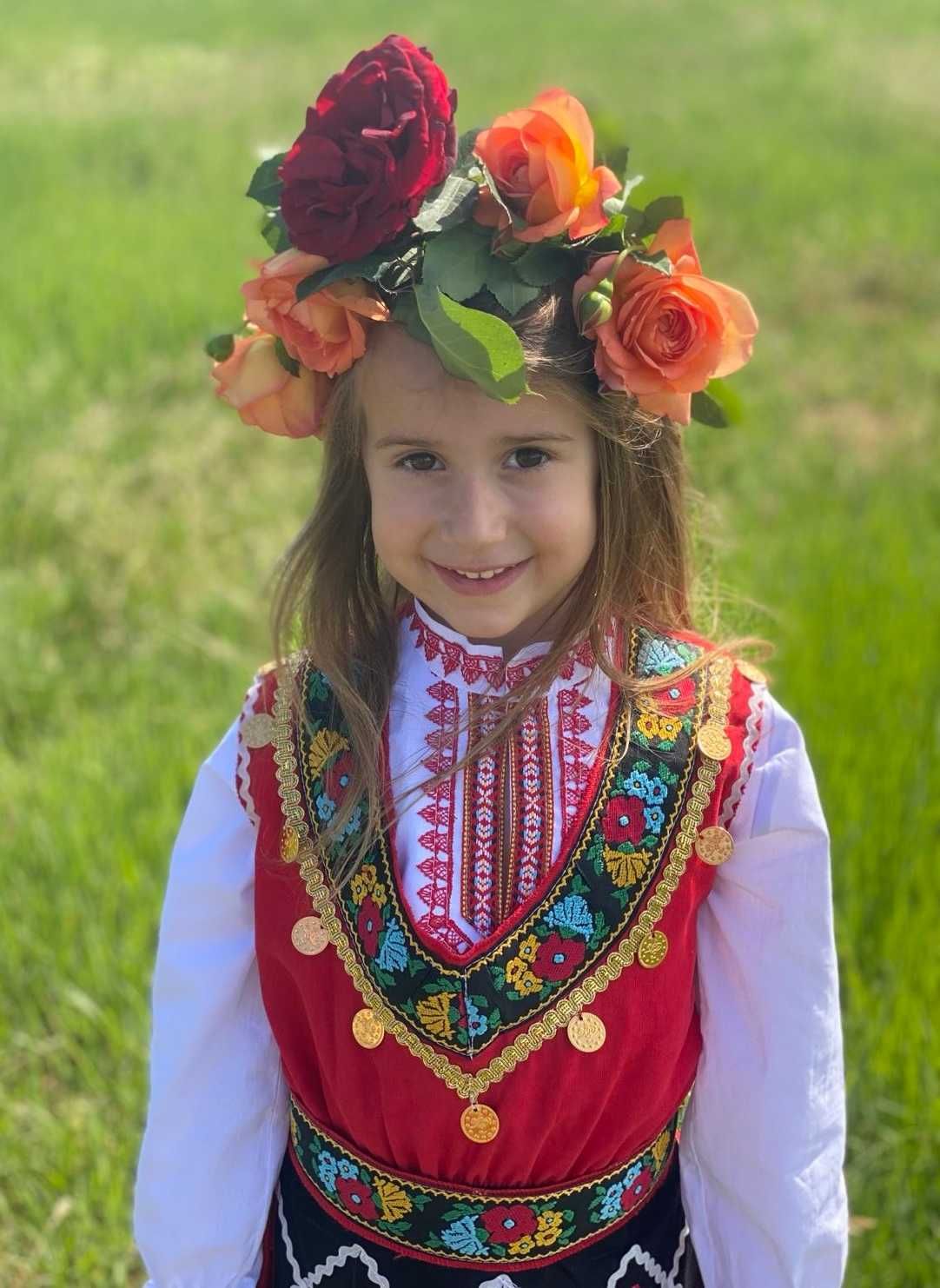 НАЛИЧНИ!Подарете народна носия за Коледа на вашите деца/внуци още сега