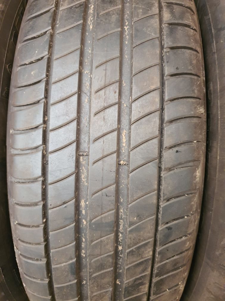 Vand 4 anvelope SH vara Michelin 215/65/17 Ca Noi!!! pentru Tiguan