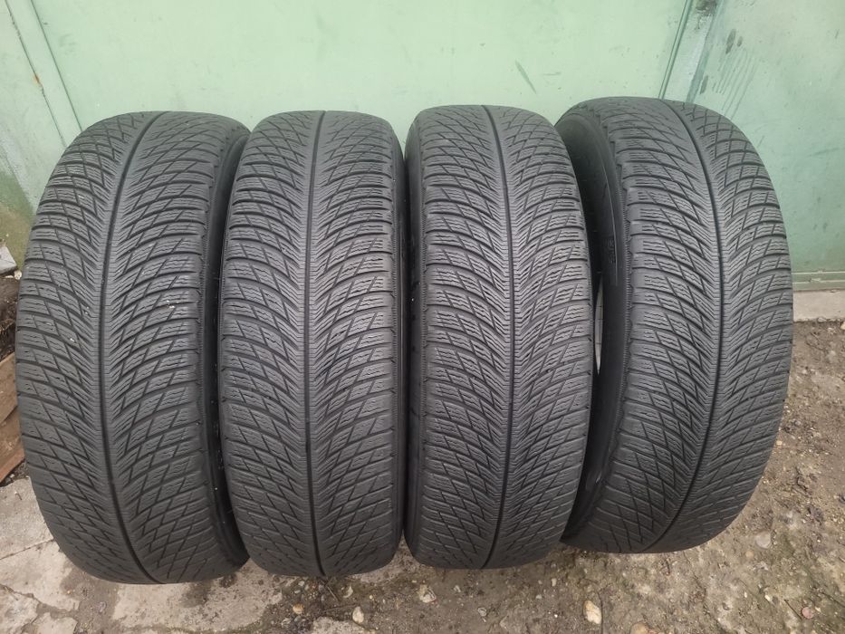 255 70 18 Anvelope de iarnă Michelin Alpin 5 Dot 2024