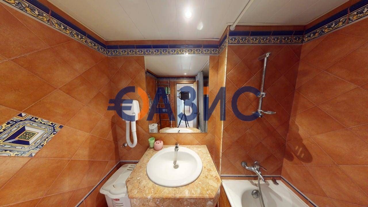 Двустаен апартамент в комплекс Атриум Бийч, 53 кв.м., Елените,
