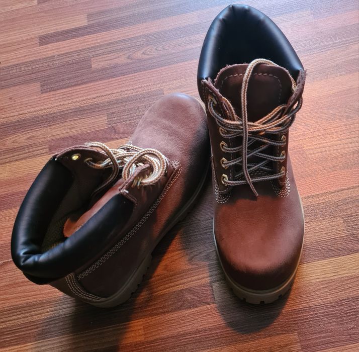 Ghete din piele,  marimea 36