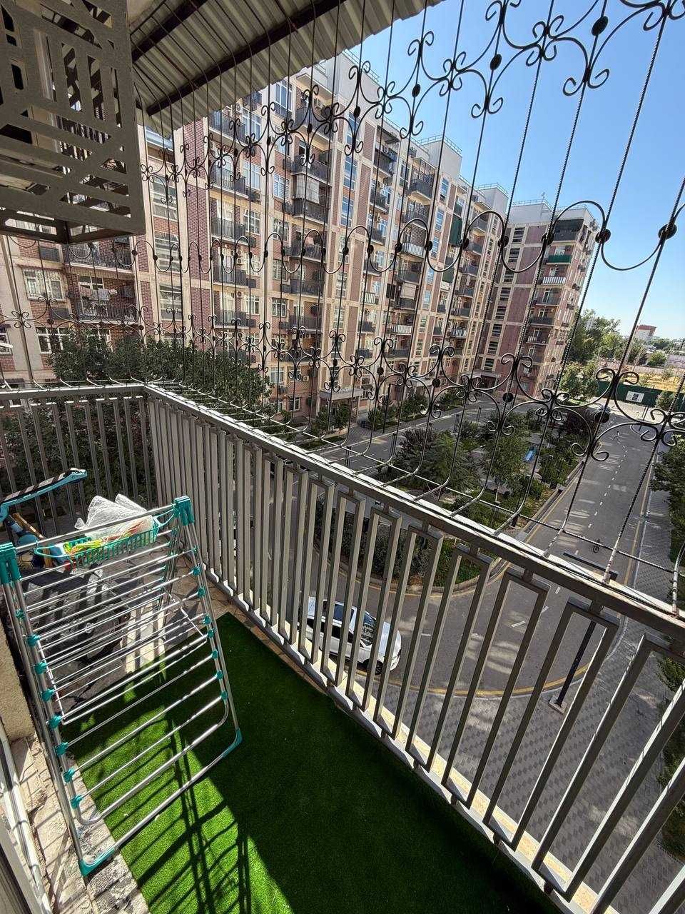 узбум 2х ком на 4й этаже успейте Golden House Assalom Sohil 49м2;