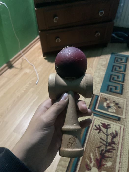 Kendama semnata de XRemus