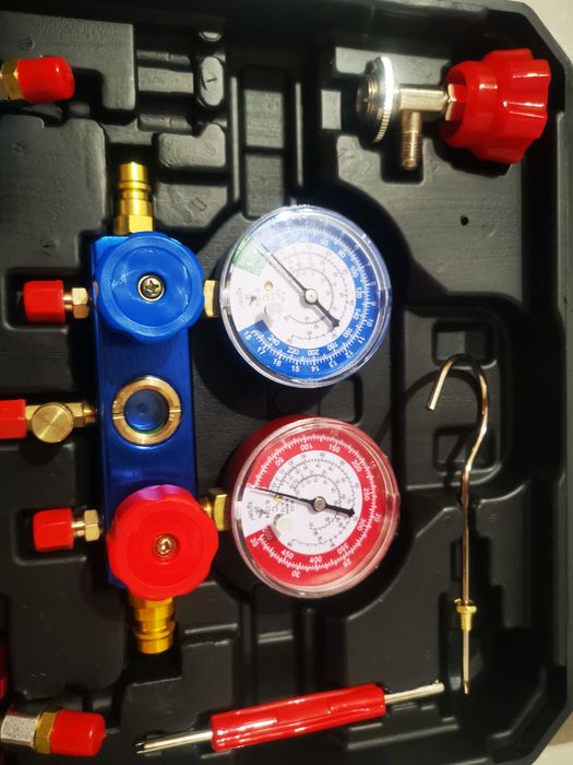 Set trusa baterie manometre verificat freon/clima auto, AC
