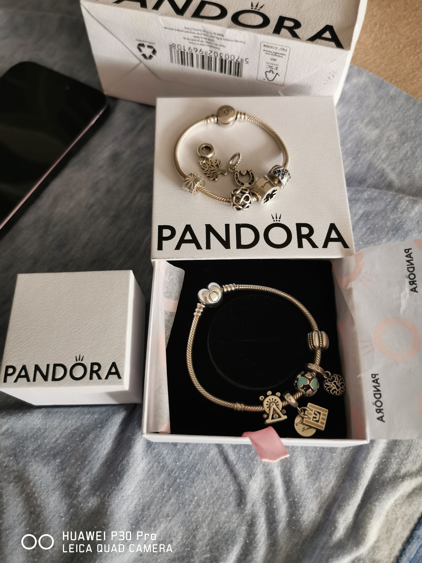 Set 2 brățări pandora cu accesorii