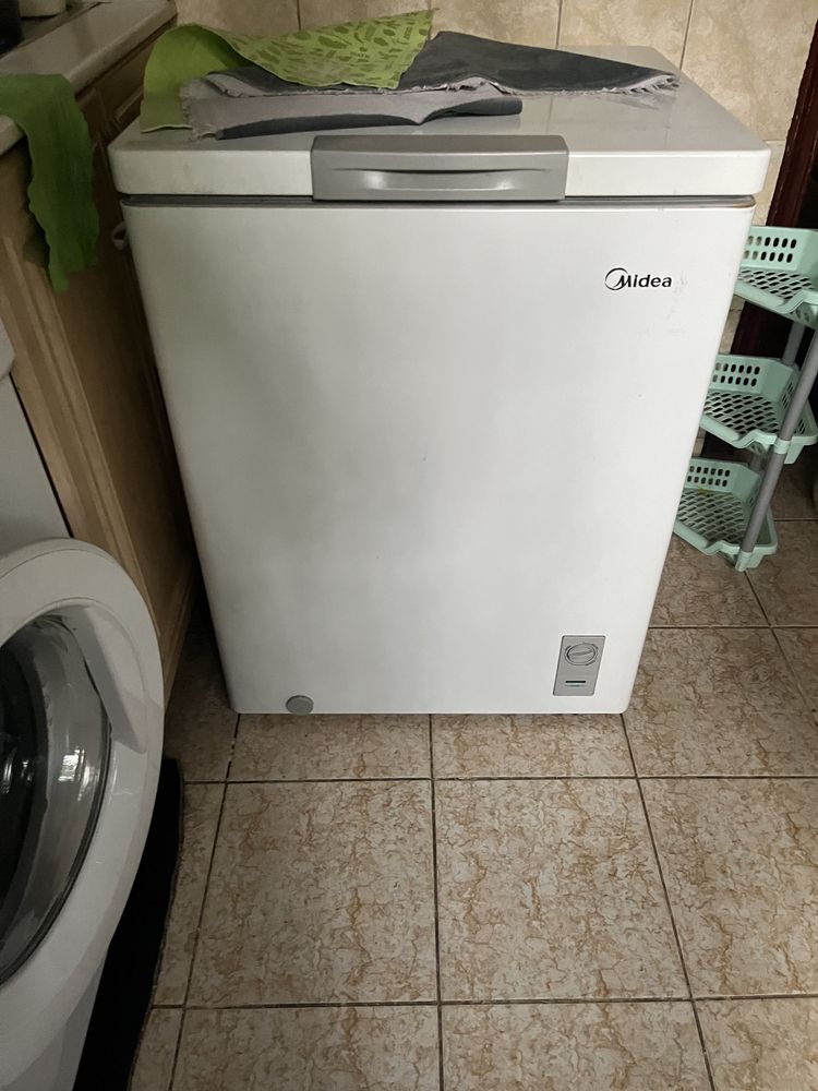 морозильник MIDEA 142л