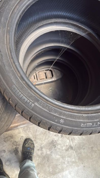 Set Anvelope Iarnă MOMO 225/45 R18 | Stare Foarte Bună