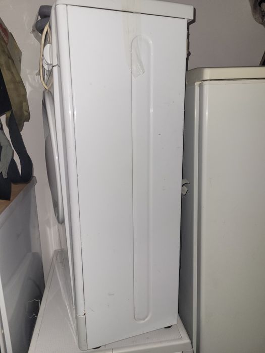 Продам стиральную машинку