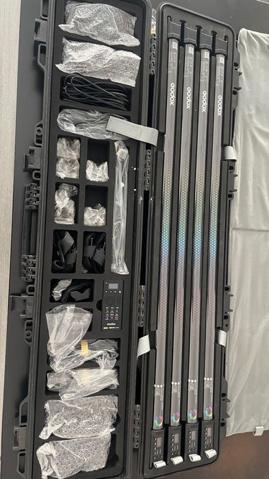 Godox TL120 rgb 4 light kit