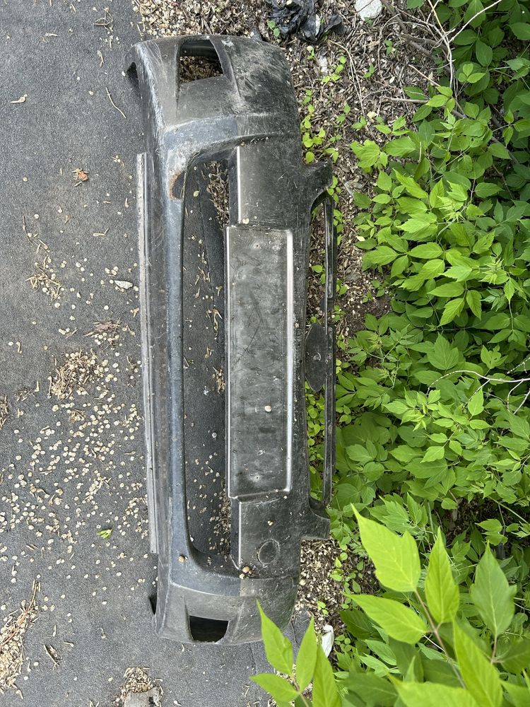 Срочно продам бампер приора