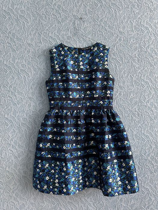 Продаю платья