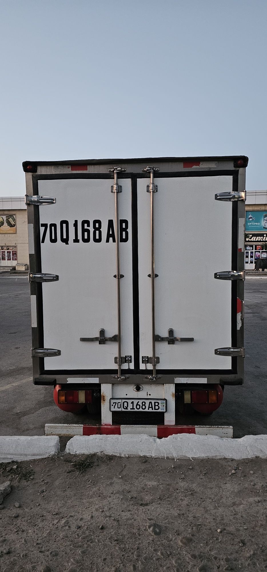 Isuzu 2.5tonnali