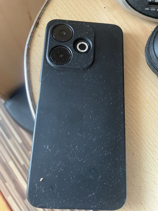 Vand sau schimb niste device-uri