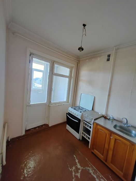 Продажа 
Кора камиш 2/5
2 хона 4 етаж 4 етажл 
56 кв