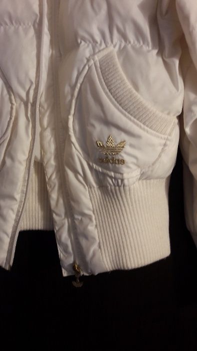 Geaca dama   Adidas mărimea S pret redus
