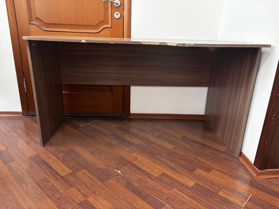 Стол     офисный