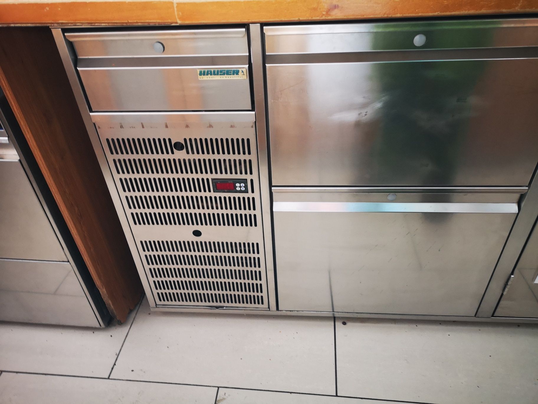 Service Frigorifice Refrigerare/Congelare (vitrine/camere frigorifice)