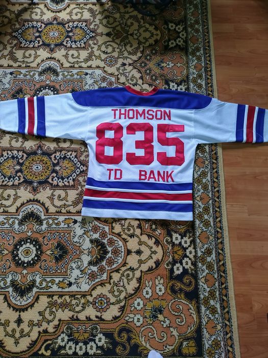 M. Hochei. Bluză (tip plasă)