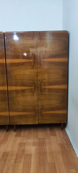 Раритетные, вместительные шкафы производства Чехословакии