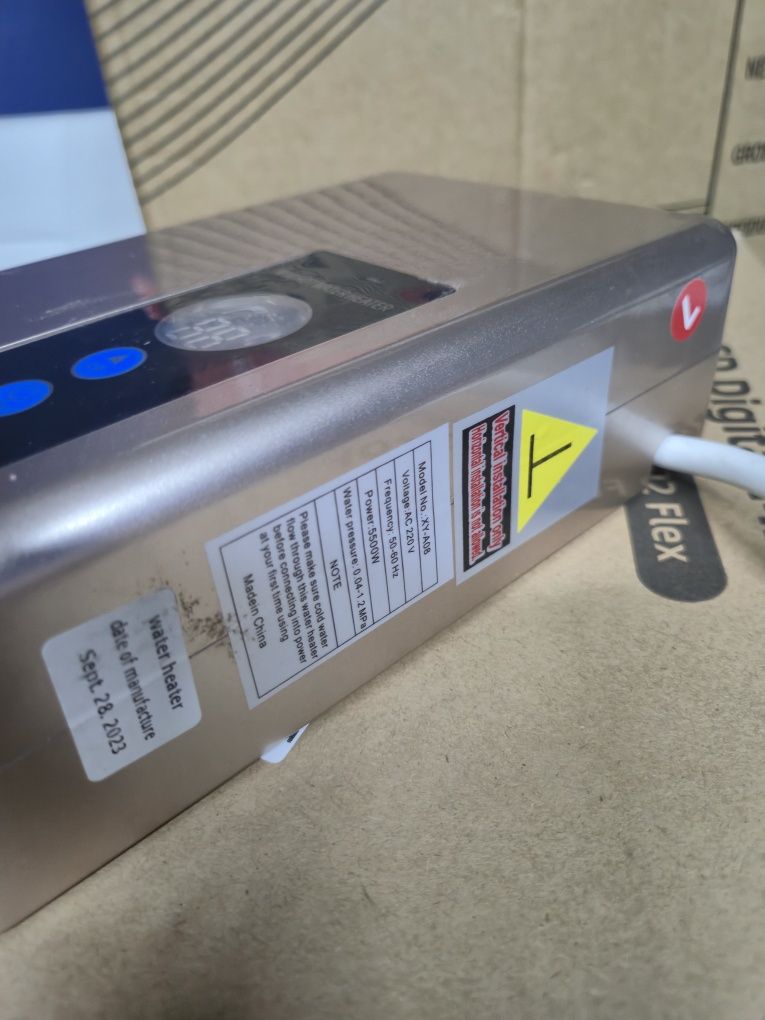 Бойлер за моментално загряване220V 5500W