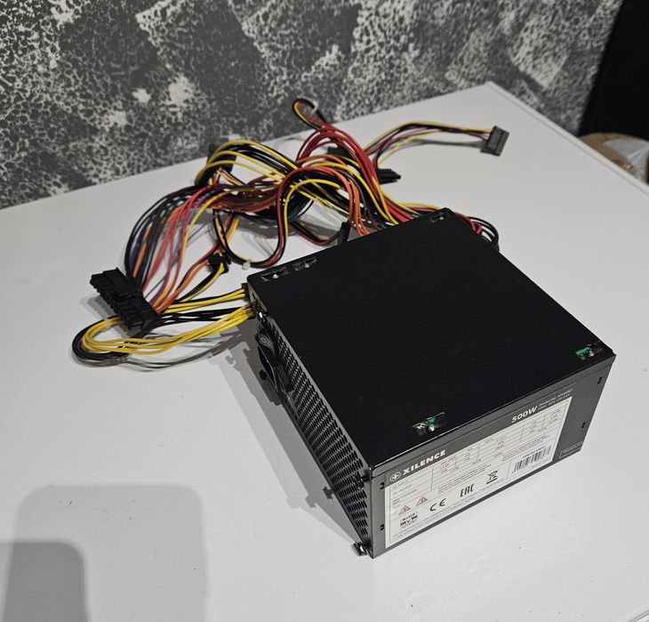 Sursa PC Xilence 500w