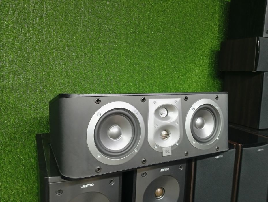 Център JBL es-25c