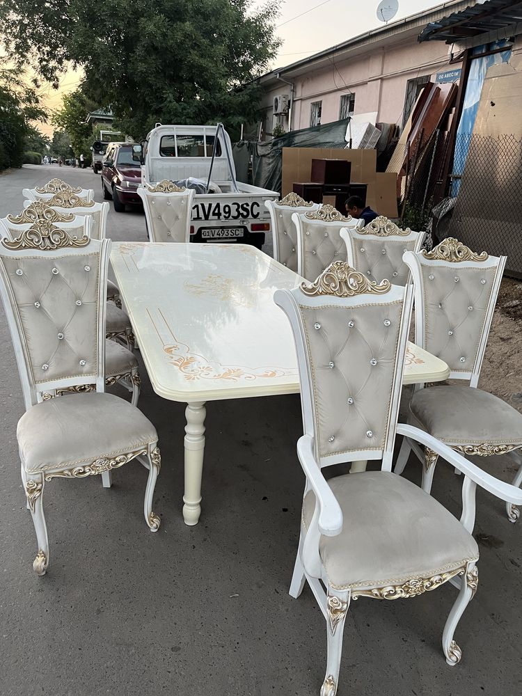 Срочно продаю стол стул