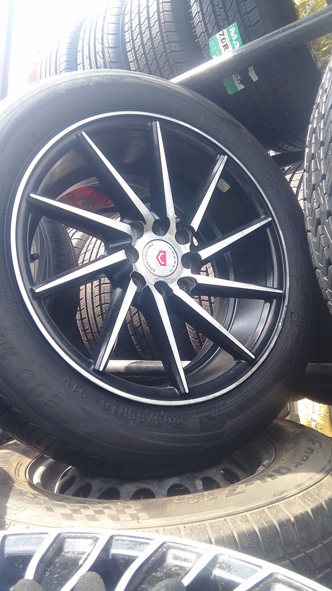 Jentiraga  Onikiska.. 16  Vossen. Diska  balon