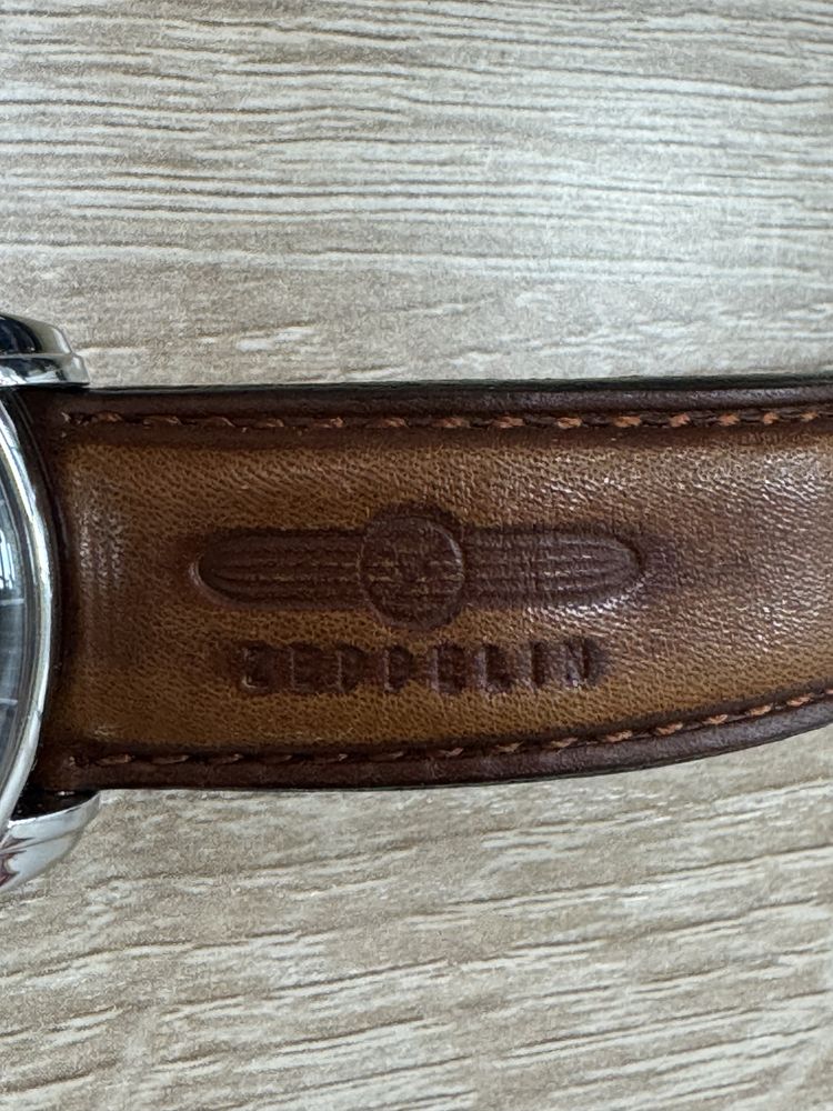 Часы Zeppelin производства Германия