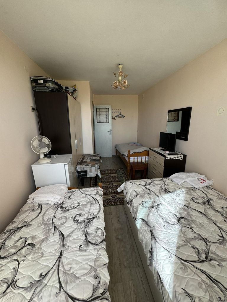 Продава се Етаж от къща в Бургас, Сарафово - 160 кв.м за 775 €/кв.м - Снимка #1