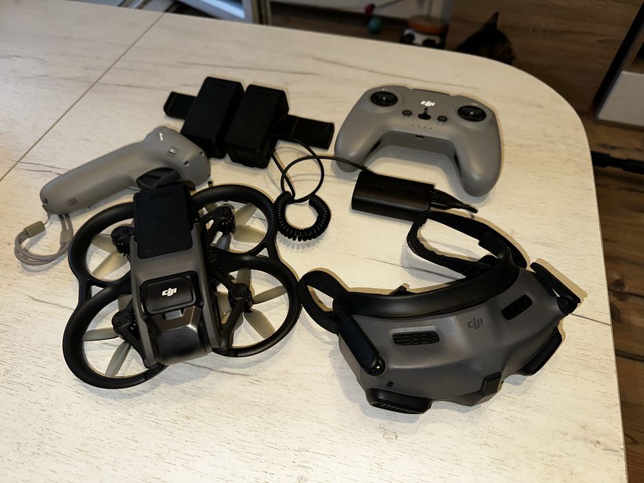 DJI Avata + Fly more combo + controller