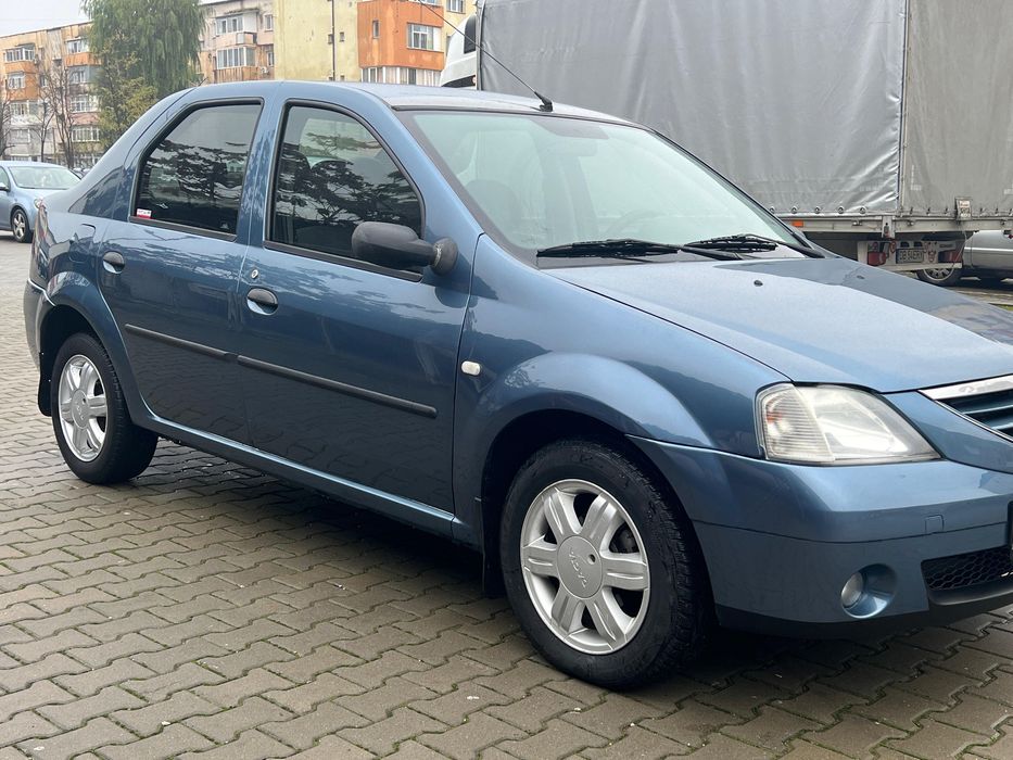 Vând Dacia Logan 1,5 diesel